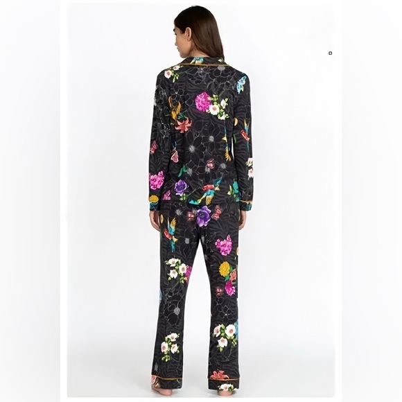 Johnny Was Butterfly Hummingbird Pajama Set Size M - Picture 3 of 12